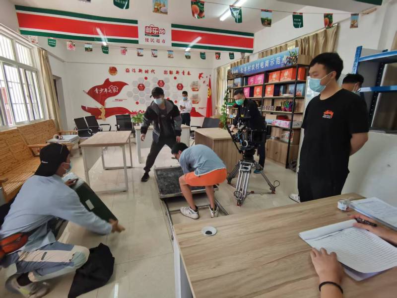 定远县广告片拍摄公司：极简主义践行者，少即是多的视觉哲学